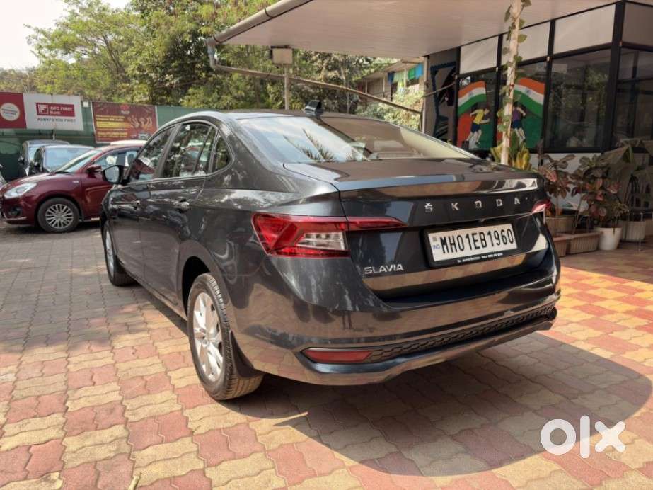 Skoda Slavia Ambition 1.0l Tsi Mt, 2022, Petrol