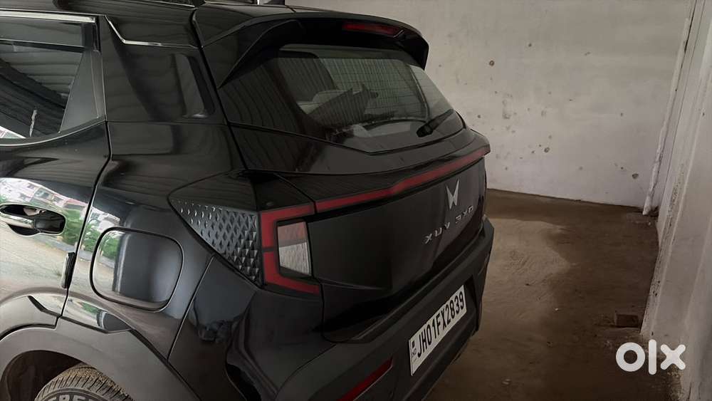 Mahindra Xuv 3xo Petrol Manual 2025