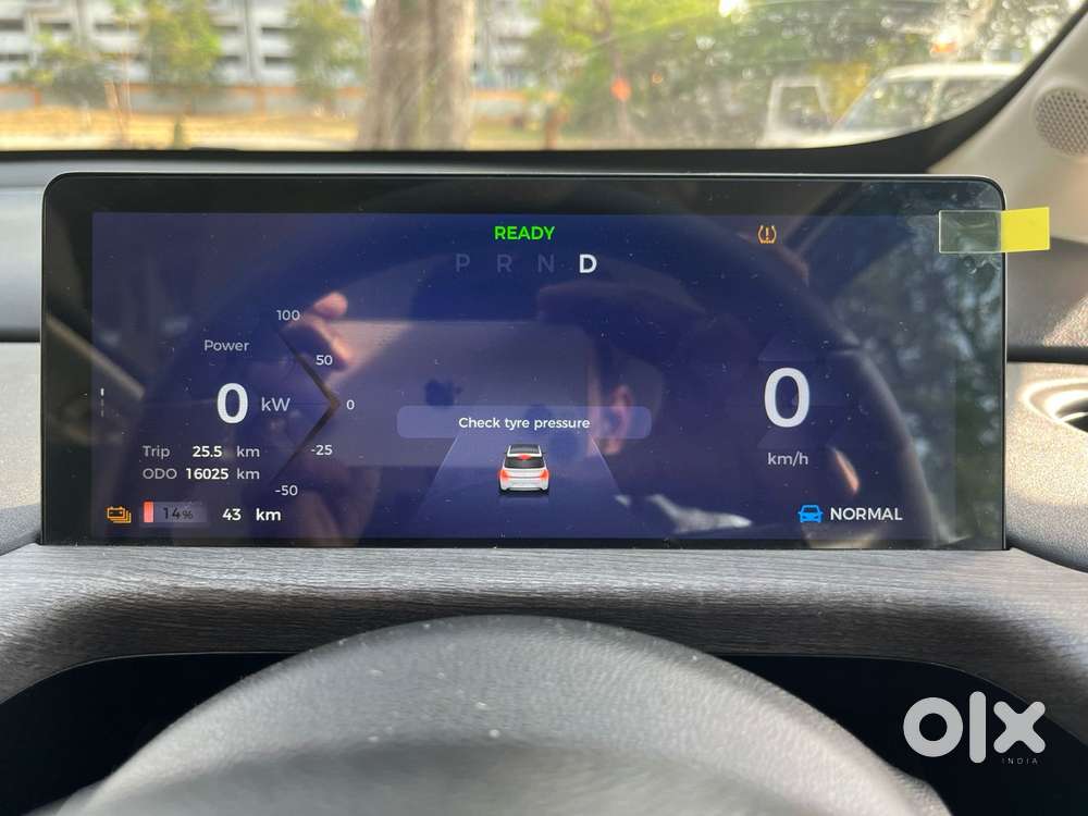 Mg Windsor Ev Essence, 2025, Electric