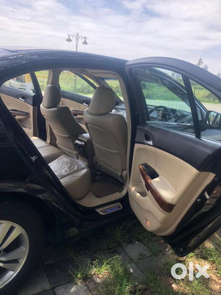 Honda Accord Cng & Hybrids Well Maintained