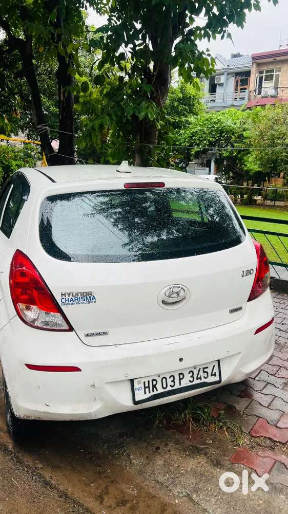 Hyundai I20 2012 Diesel 100000 Km Driven