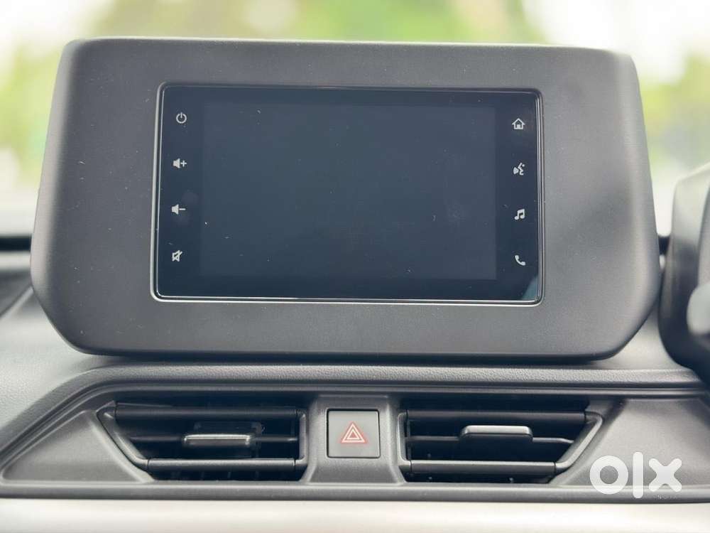 Maruti Suzuki Swift Vvt Zxi, 2024, Petrol