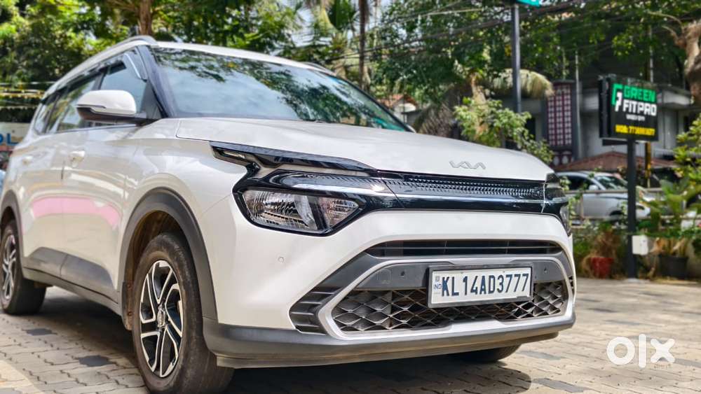 Kia Carens 1.5 Prestige Plus 7 Str Imt, 2023, Petrol
