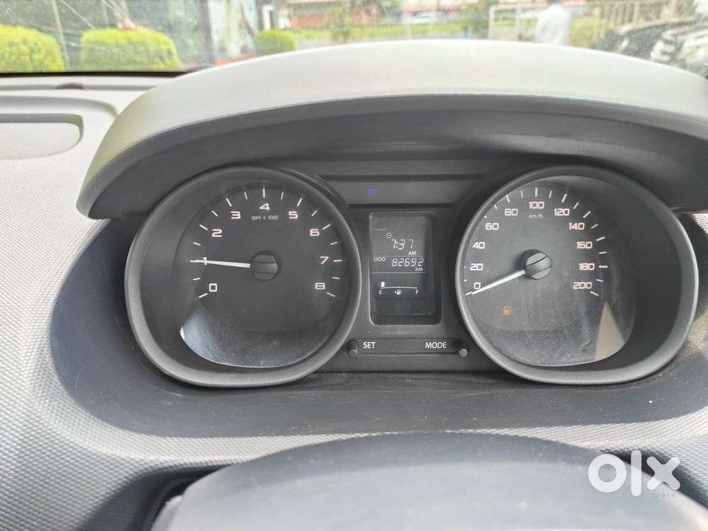 Tata Tiago 1.2 Revotron Xt, 2017, Petrol