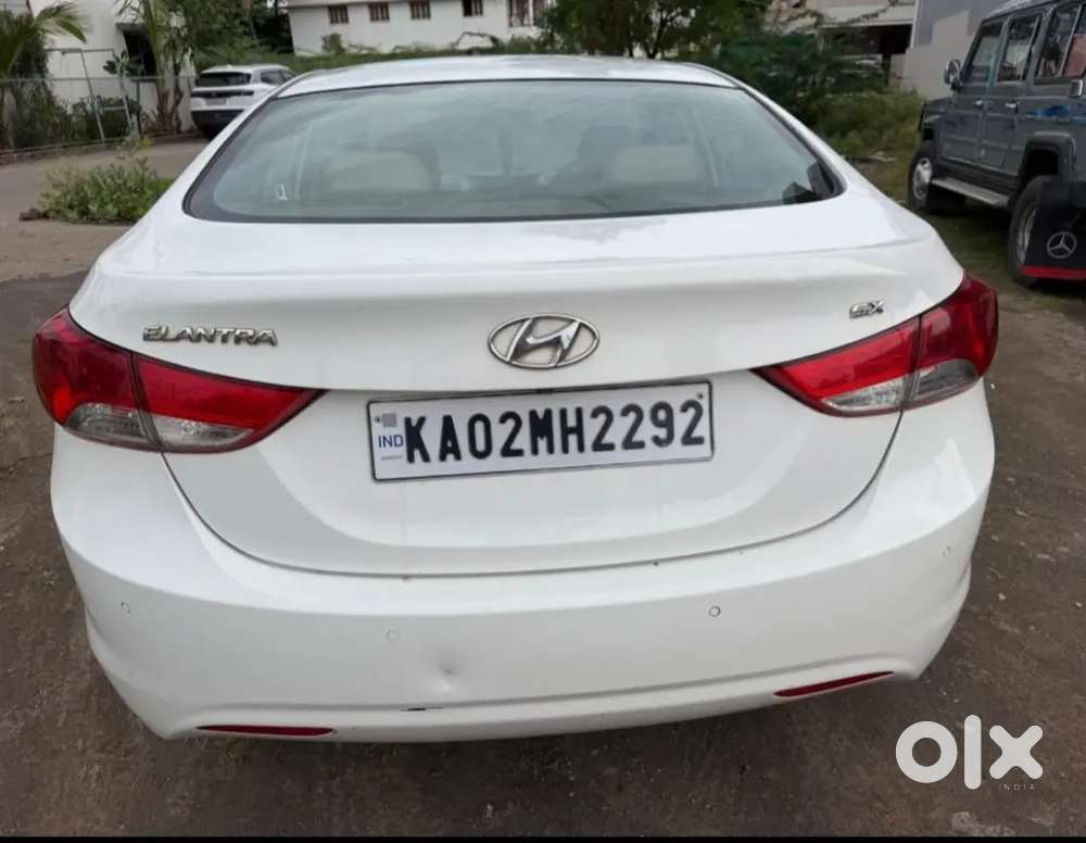 Hyundai New Elantra 2013