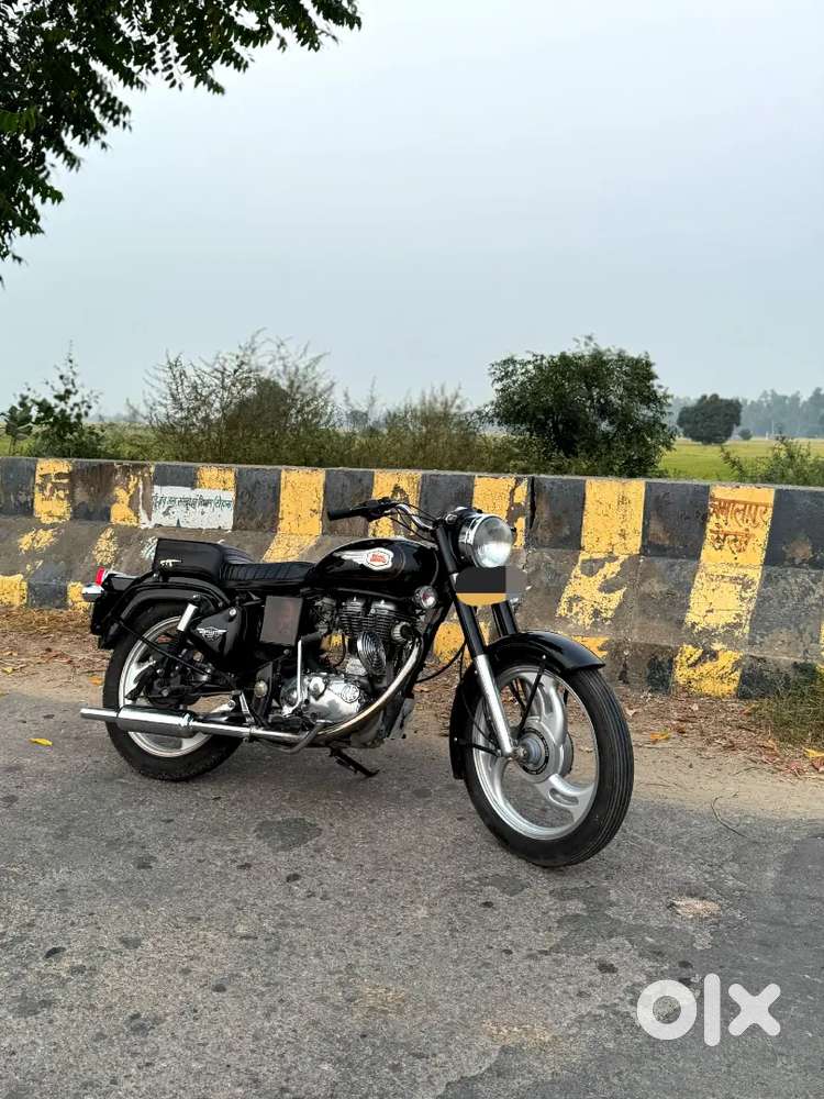 Royal Enfield bullet standard 350 model 2018 super condition