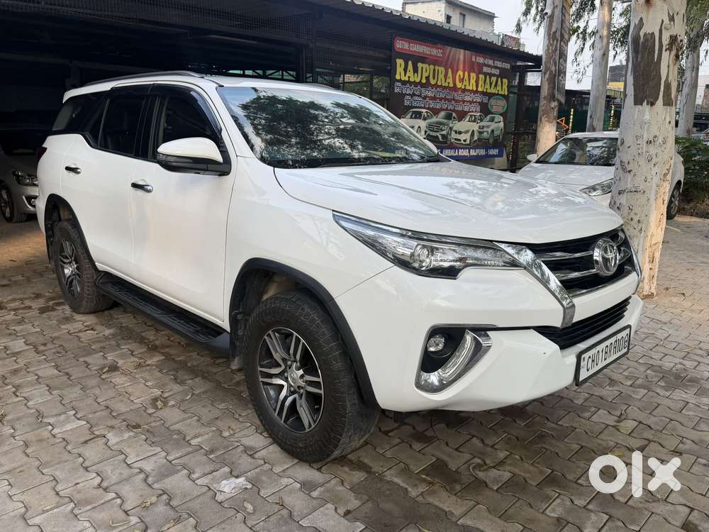 Toyota Fortuner 3.0 4x4 Manual, 2018, Diesel