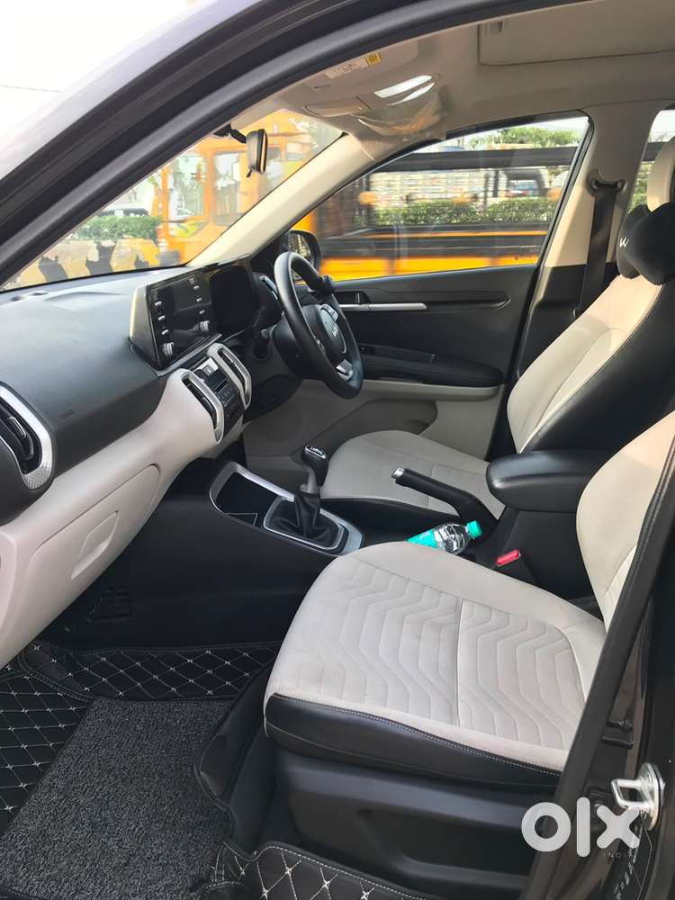 Kia Sonet Petrol 2023