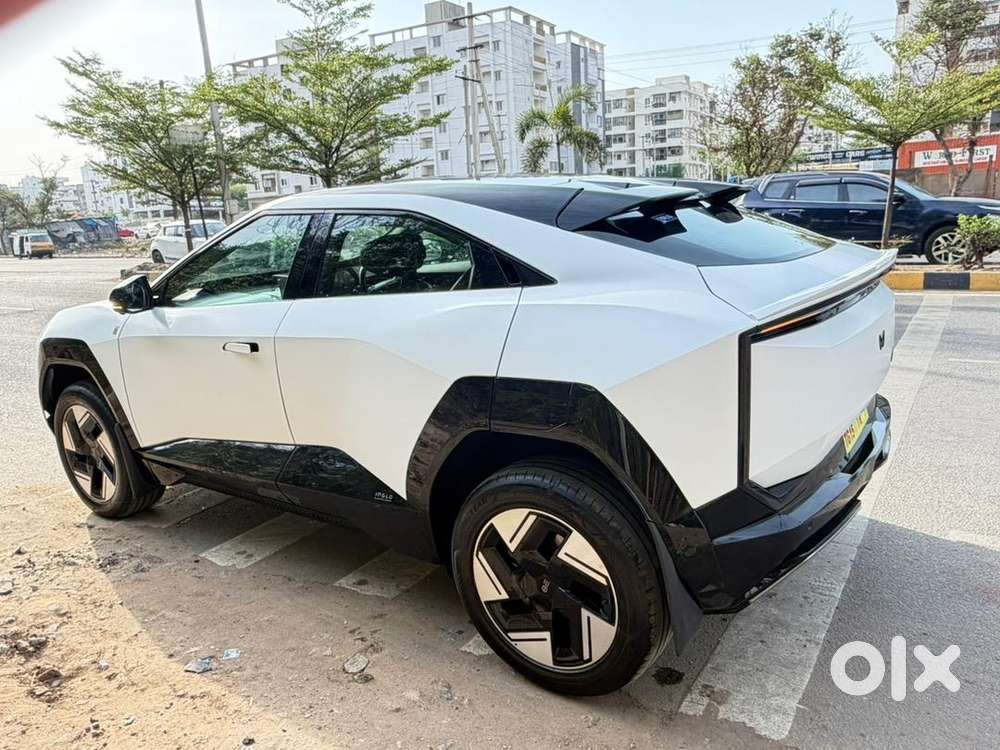 Mahindra Electric Suv 2026