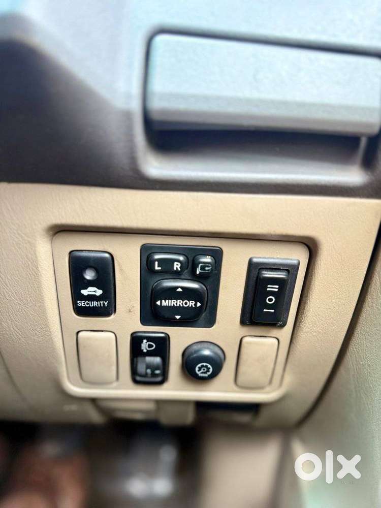 Toyota Fortuner 3.0 4x4 Manual, 2011, Diesel