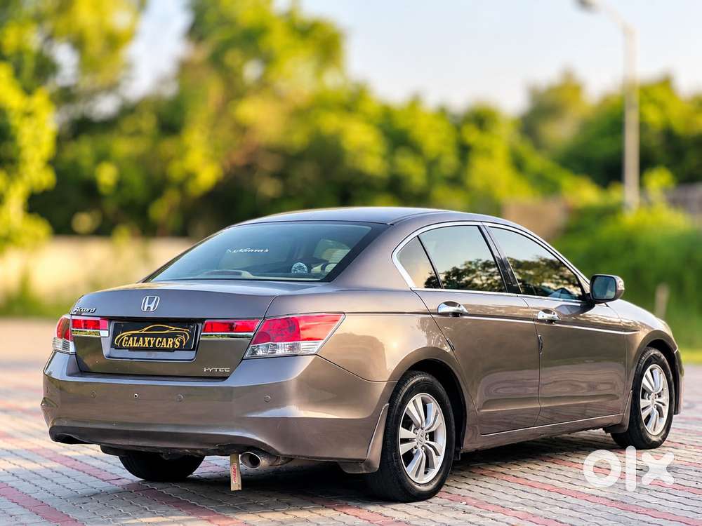 Honda Accord 2.4 Elegance Automatic, 2012, Petrol