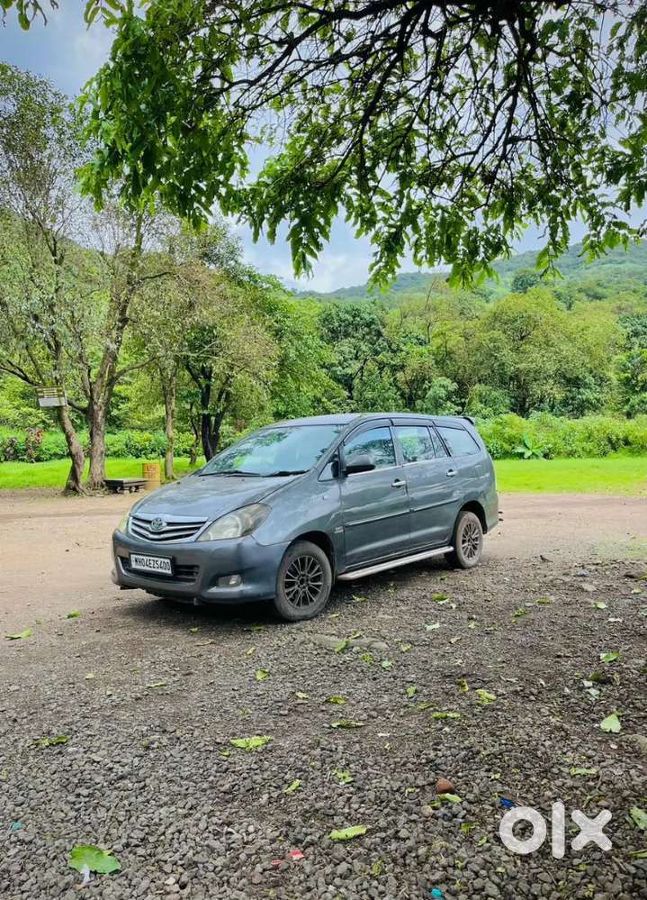 Toyota Innova G3 2011