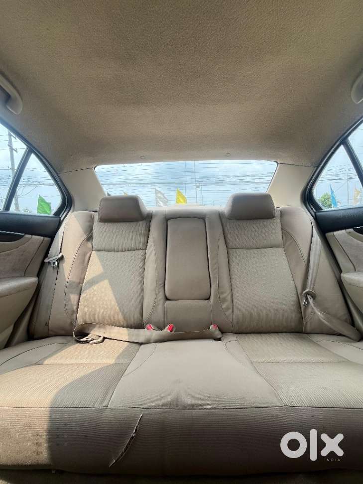 Maruti Suzuki Ciaz Vdi, 2015, Diesel