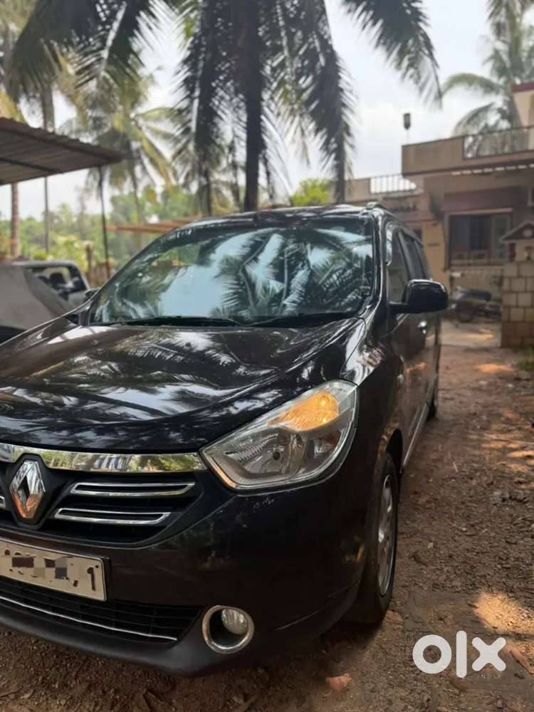 Renault Lodgy 2016 Diesel 136000 Km Driven
