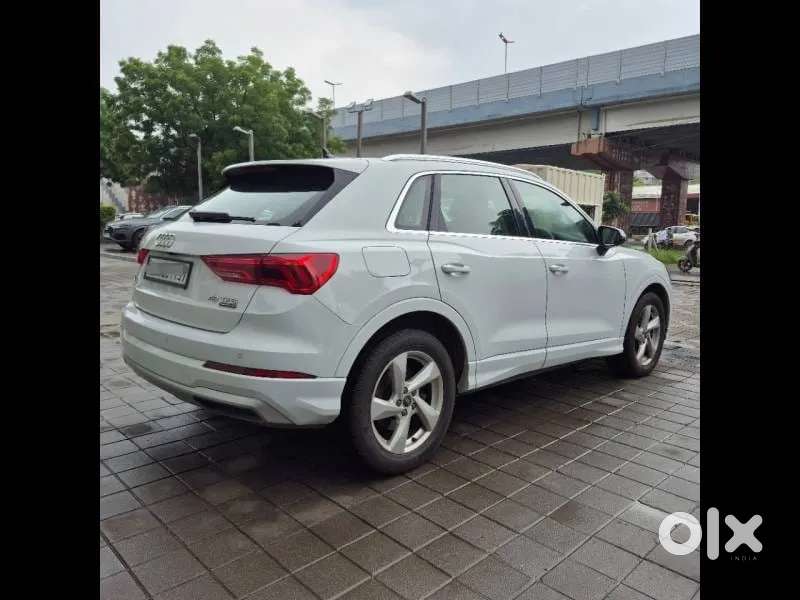 Audi Q3 40 Tfsi Premium Plus, 2023, Petrol