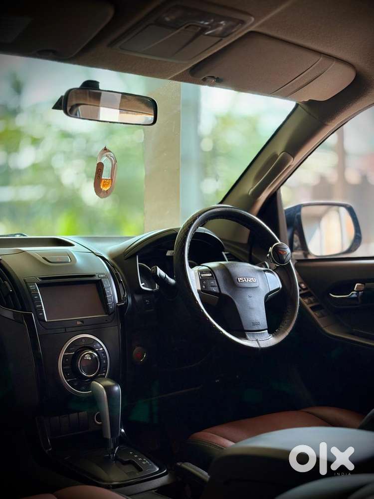 Isuzu D-max V-cross Standard, 2021, Diesel