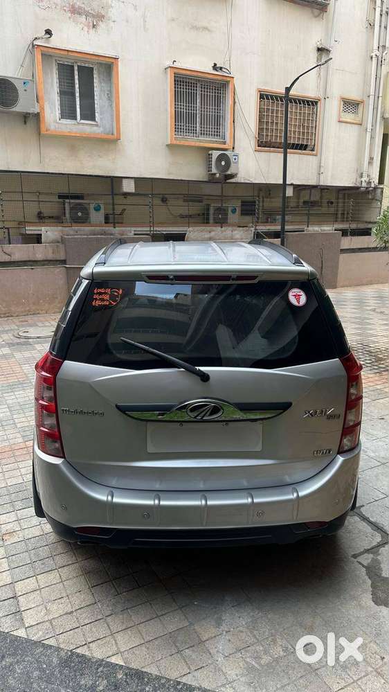 Xuv500  W10  Diesel  Single Owner Full Service History  New Tyres