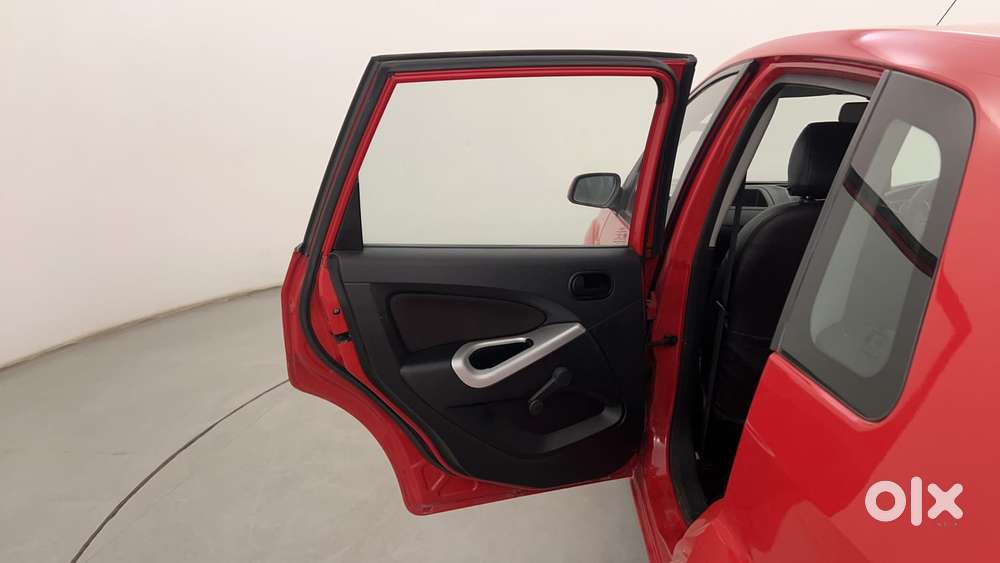 Ford Figo 1.2 Duratec Petrol Zxi, 2011, Petrol