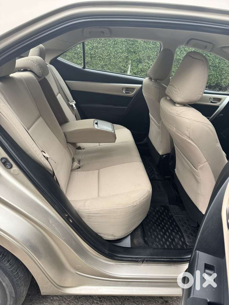 Toyota Corolla Altis 2010-2013 G, 2014, Petrol