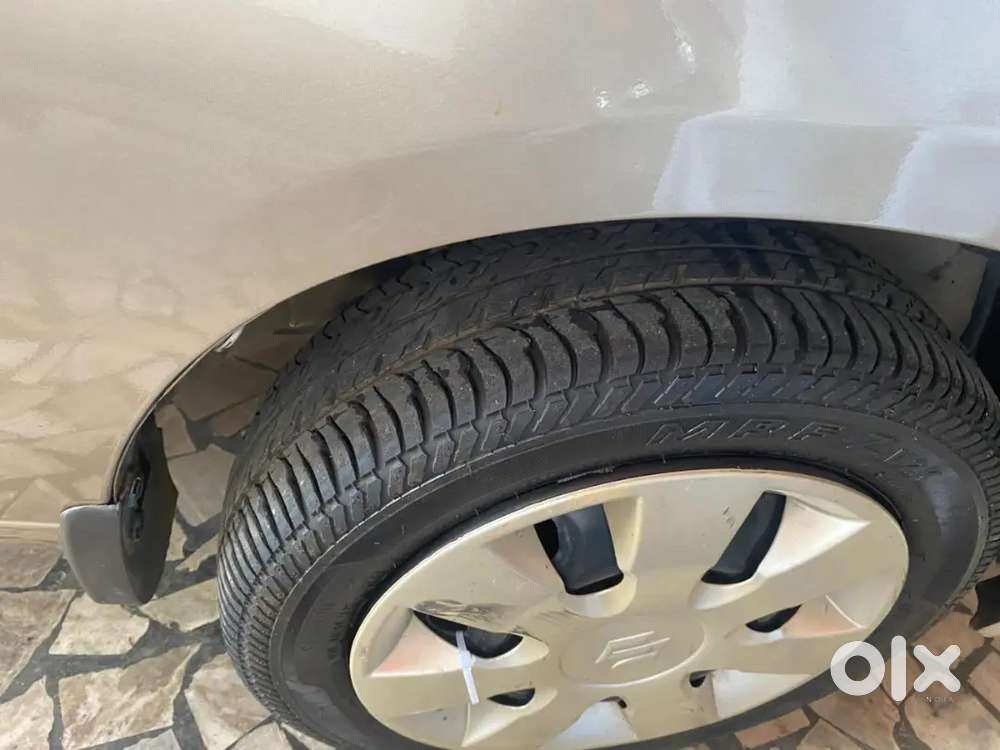 Showroom Condition Good Tyre