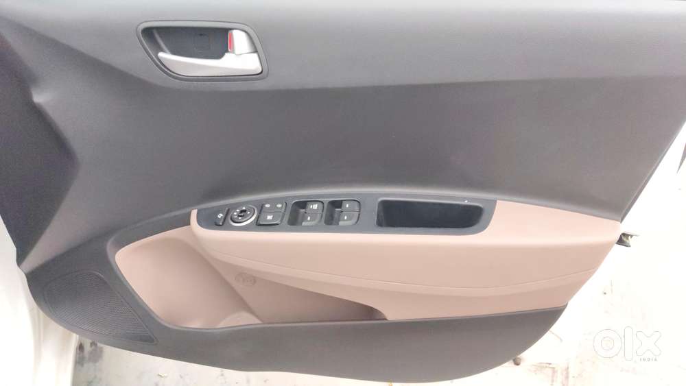 Hyundai Grand I10 [2017-2020] 1.2 Kappa Vtvt Sportz At, 2019, Petrol