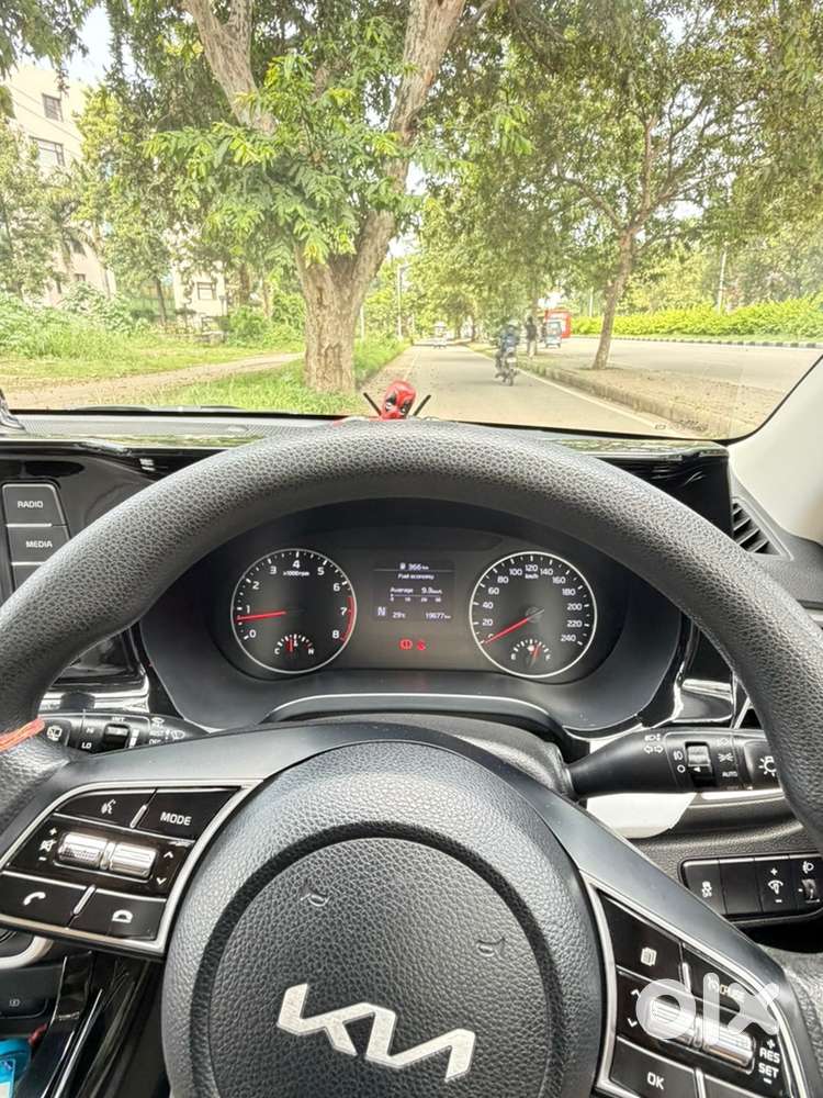 Kia Seltos Petrol Imt 2023 With 1 Year Insurance And 2 Year Warranty