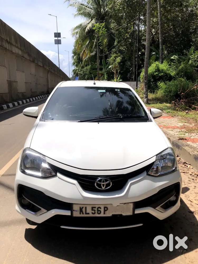 Toyota Etios Liva G(f) 2016