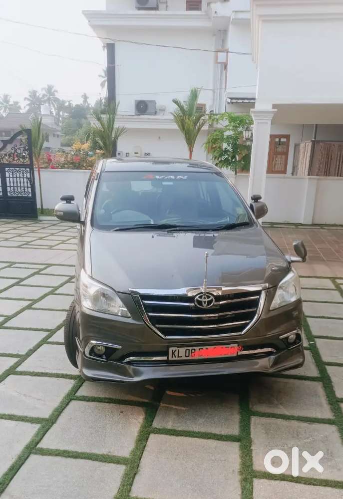 Toyota Innova 2013 Diesel 117000 Km Driven