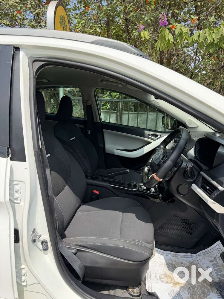 Tata Nexon, 2024, Petrol