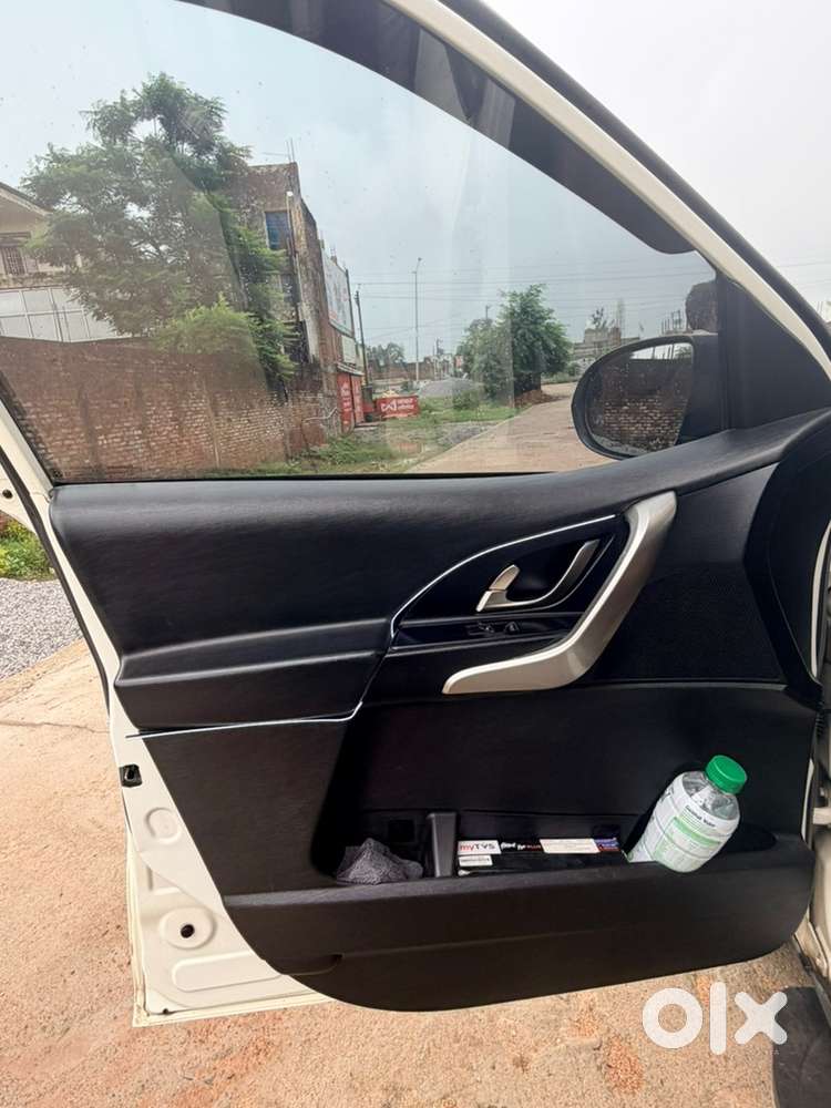 Mahindra Xuv500 2018