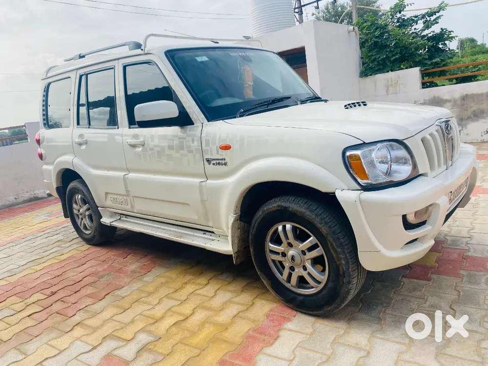 Mahindra Scorpio Vlx 2014