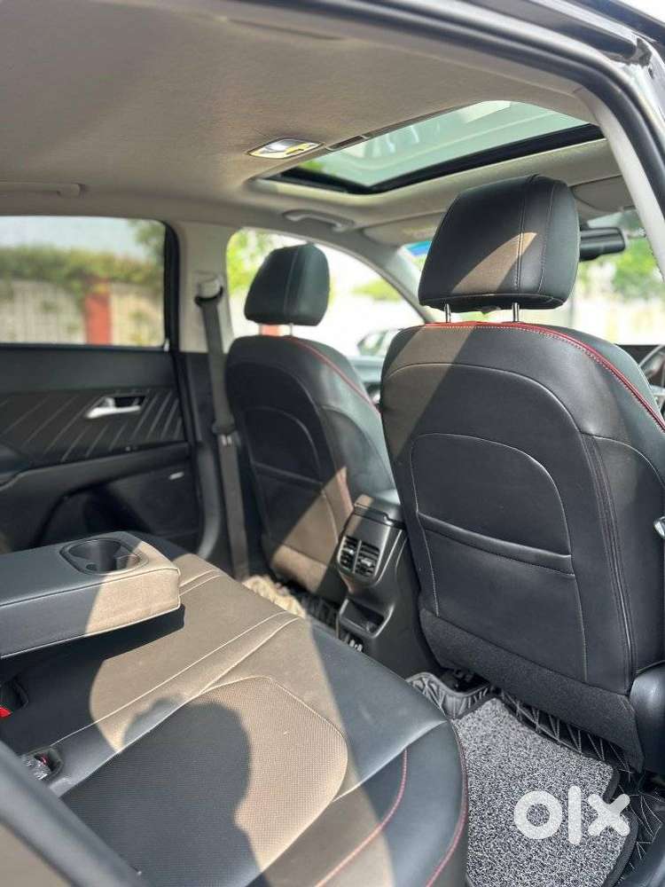 Hyundai Verna Sx (o) 1.5 Turbo Petrol Dct, 2023, Petrol
