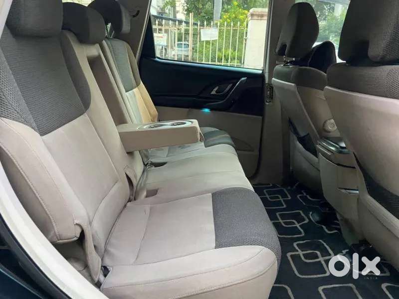 Mahindra Xuv500 W6 2wd, 2016, Diesel