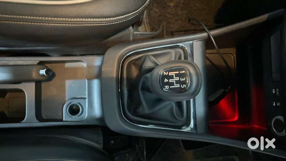 Tata Punch Camo Adventure Mt, 2022, Petrol