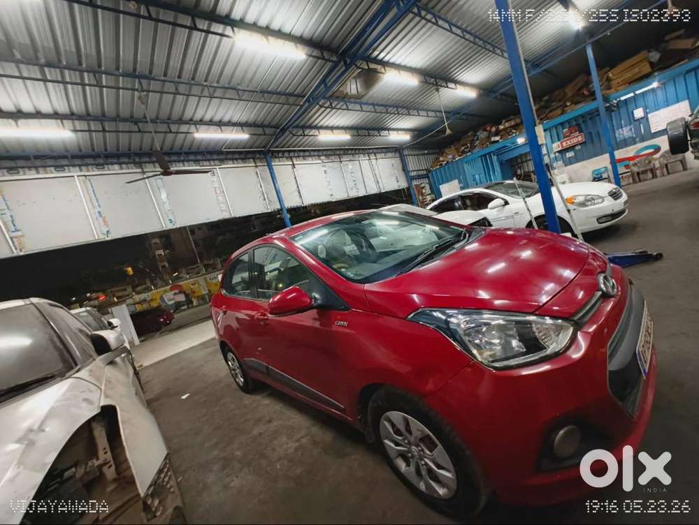 Hyundai Xcent 2015 Diesel Well Maintained