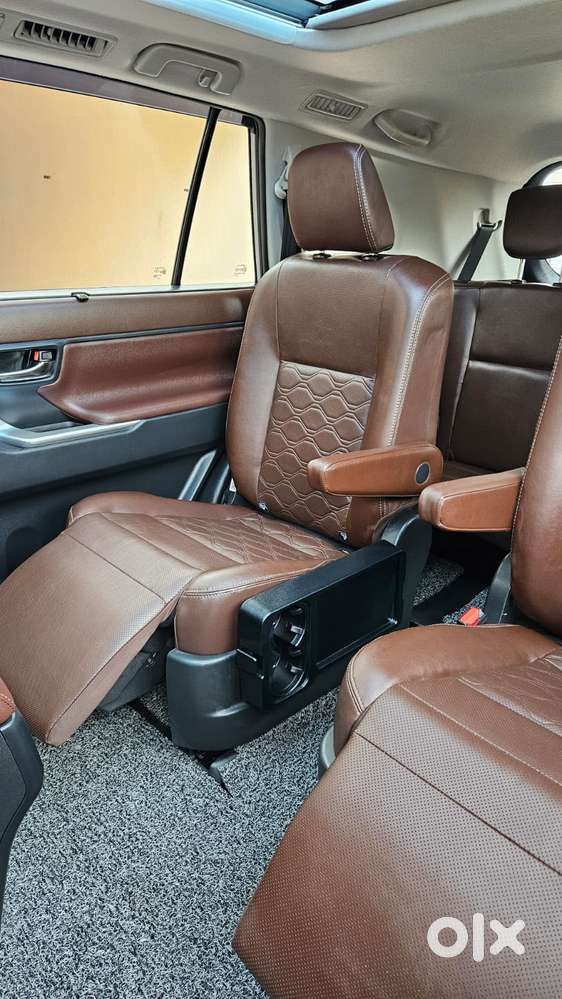 Toyota Innova Hycross 2.0 Zx (o) Hybrid 7 Str, 2026, Petrol