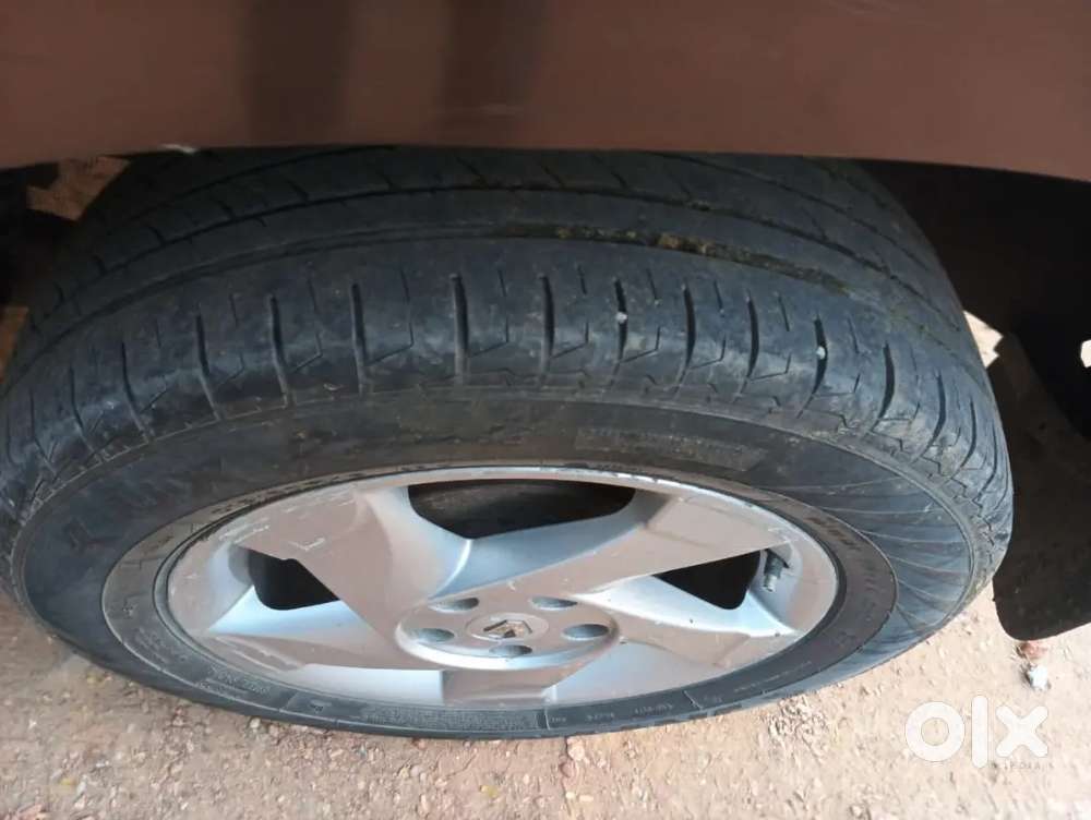 Renault Duster 2013 Diesel Topend Well Maintained.