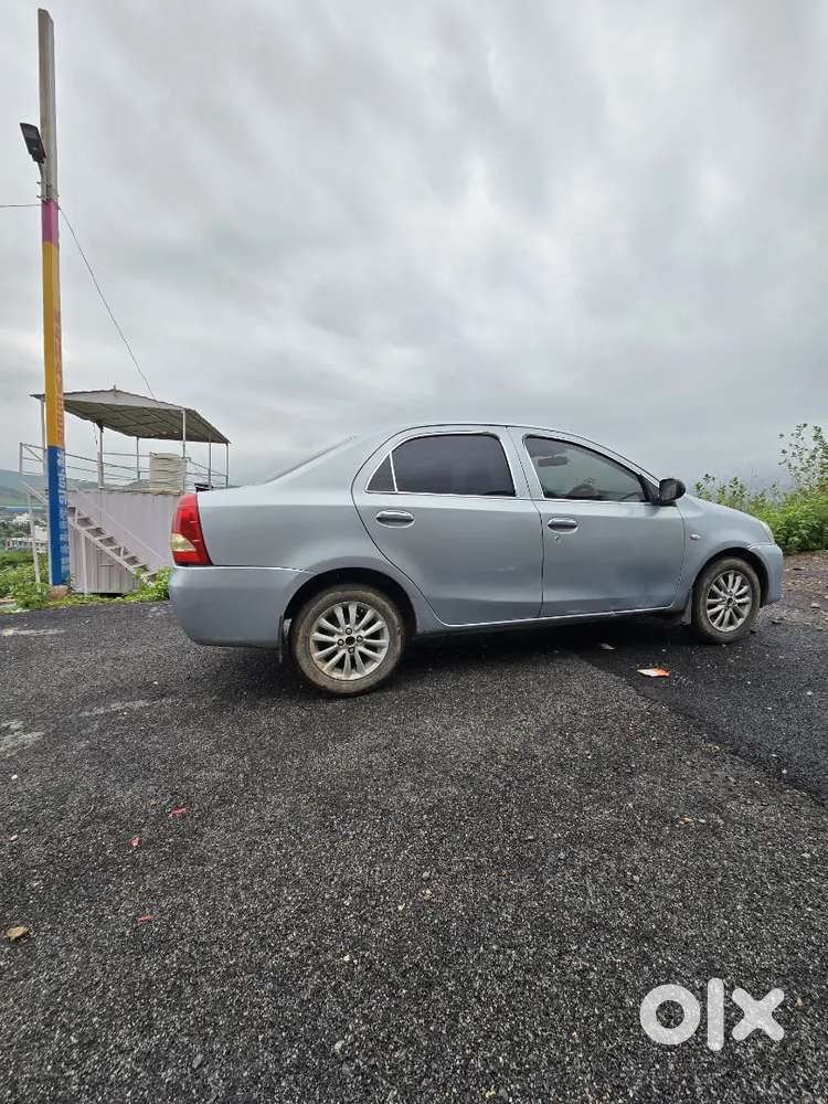 Toyota Etios 1.5 G 2011 Manual