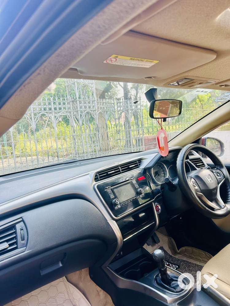 Honda City 1.5 V Mt Sunroof, 2014, Petrol
