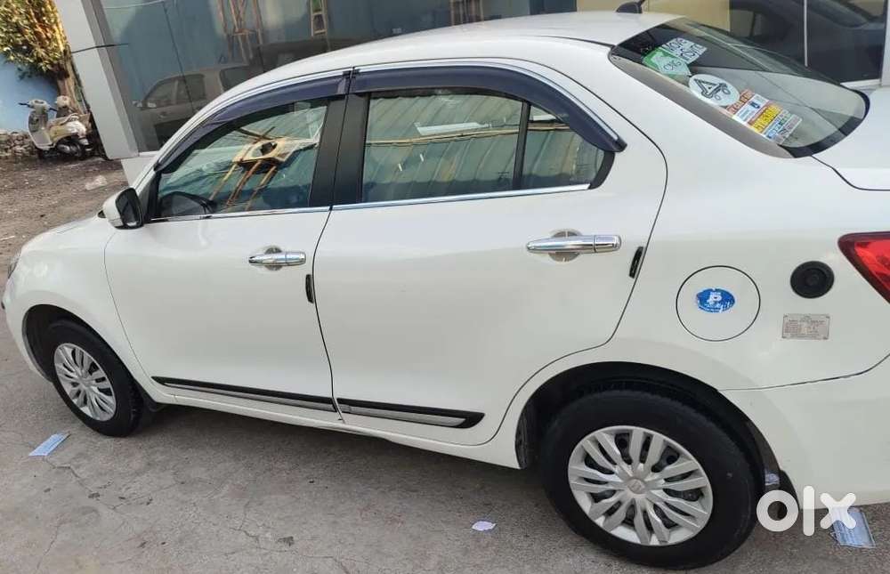 Maruti Suzuki Swift Vxi, 2022, Petrol