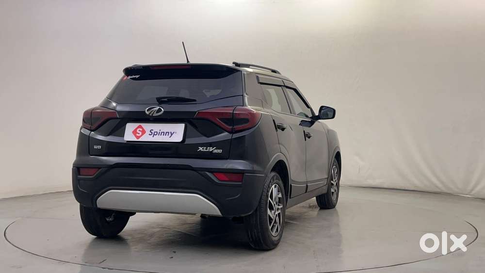 Mahindra Xuv300 W8 Option, 2022, Petrol