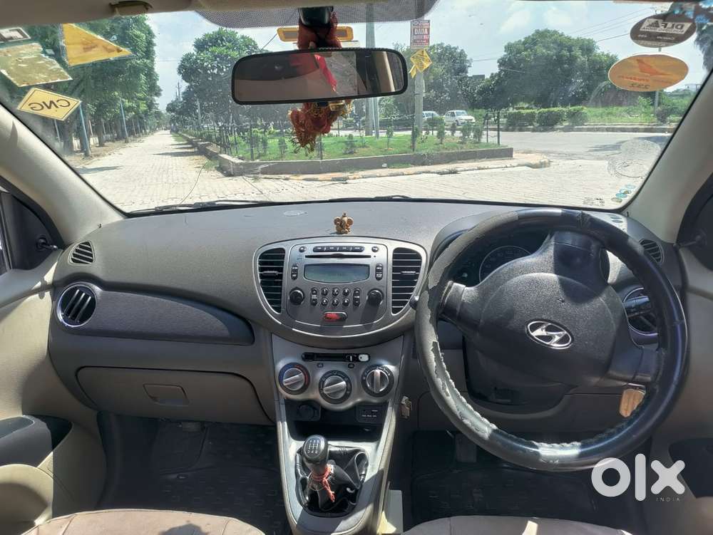 Hyundai I10 Sportz 1.1 Irde2, 2016, Cng & Hybrids