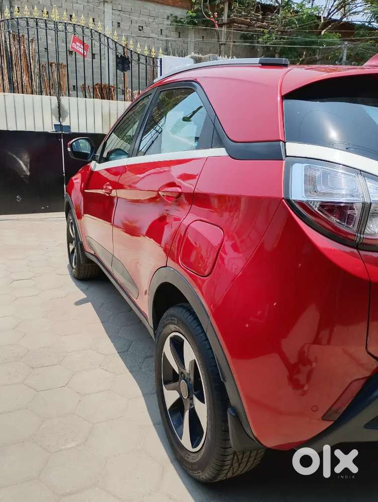Tata Nexon 2018, Low Kms Driven.