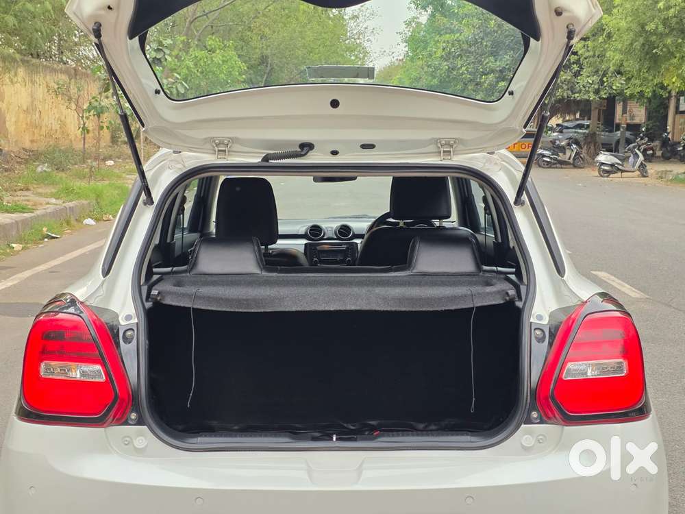 Maruti Suzuki Swift 1.2 Vxi Deca Limited Edition, 2020, Petrol