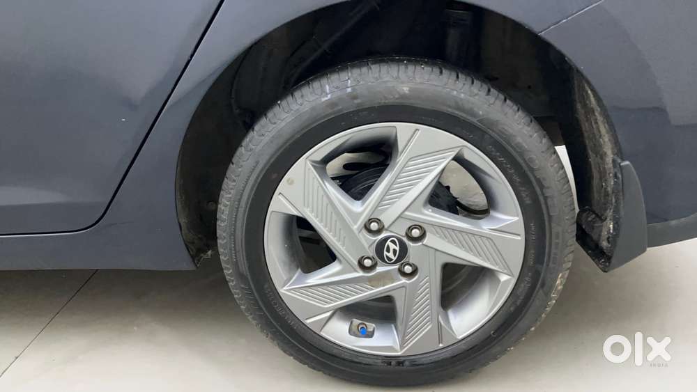 Hyundai Verna 1.5 Sx Ivt, 2022, Petrol