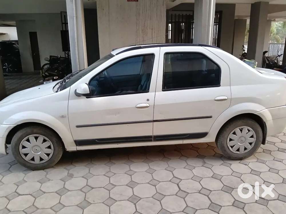 Mahindra E Verito 2012