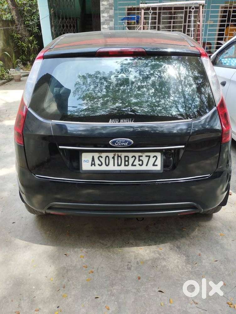 Ford Figo 2012-2015 Petrol Titanium, 2016, Petrol