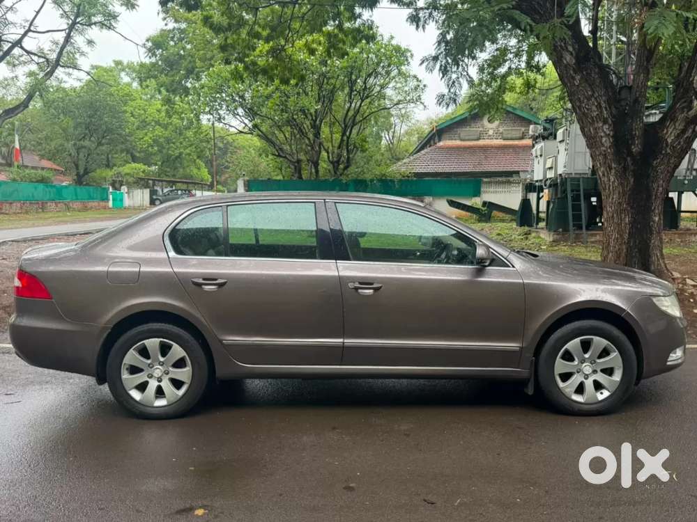 Skoda Superb, 2013, Petrol