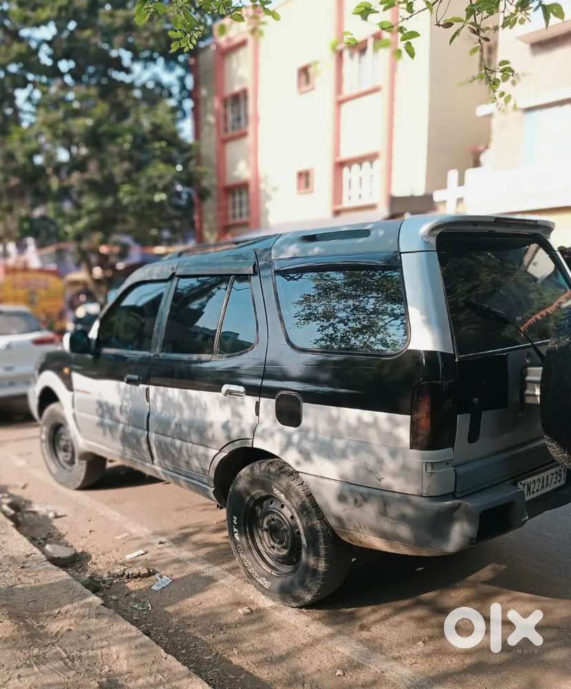 Tata Safari 4×4