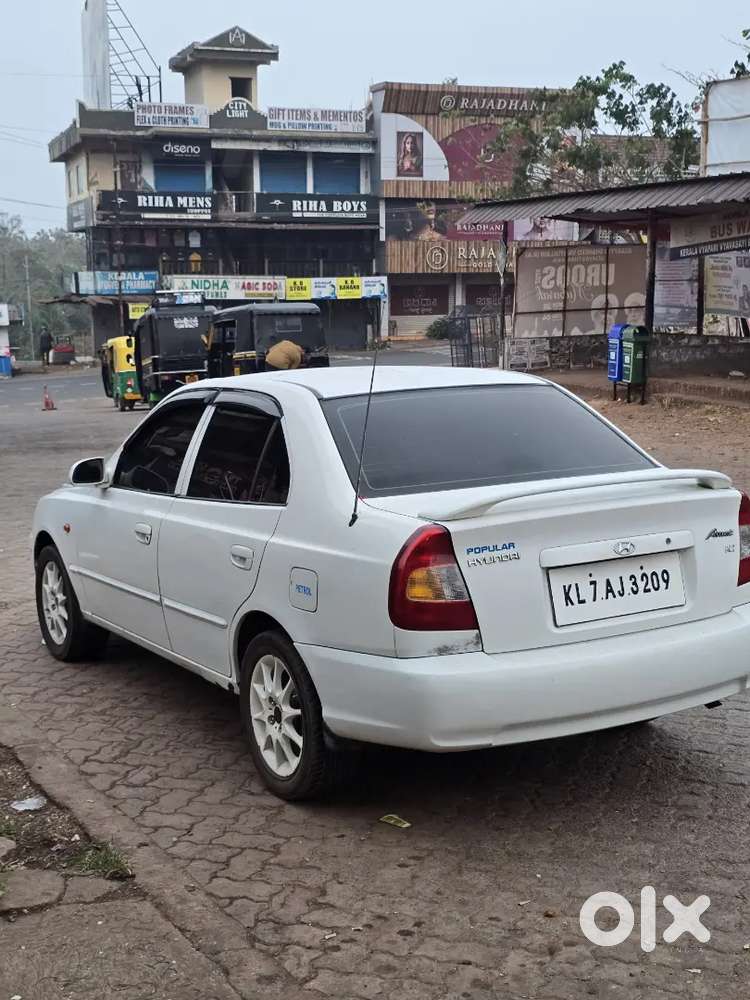 Hyundai Accent Hatchback 2002 Petrol 130000 Km Driven